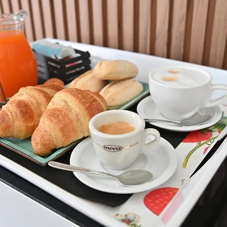 Sol Romae Bed and breakfast 2*